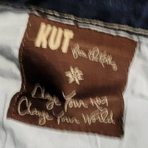 EUC Kut from the Kloth Natalie Bermuda Denim Shorts Size 8 - Picture 10 of 16